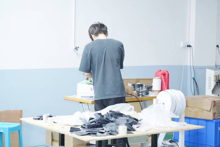 2026文具用品用魔术贴背胶贴合常见问题,东莞常诺新材料提供专业贴合